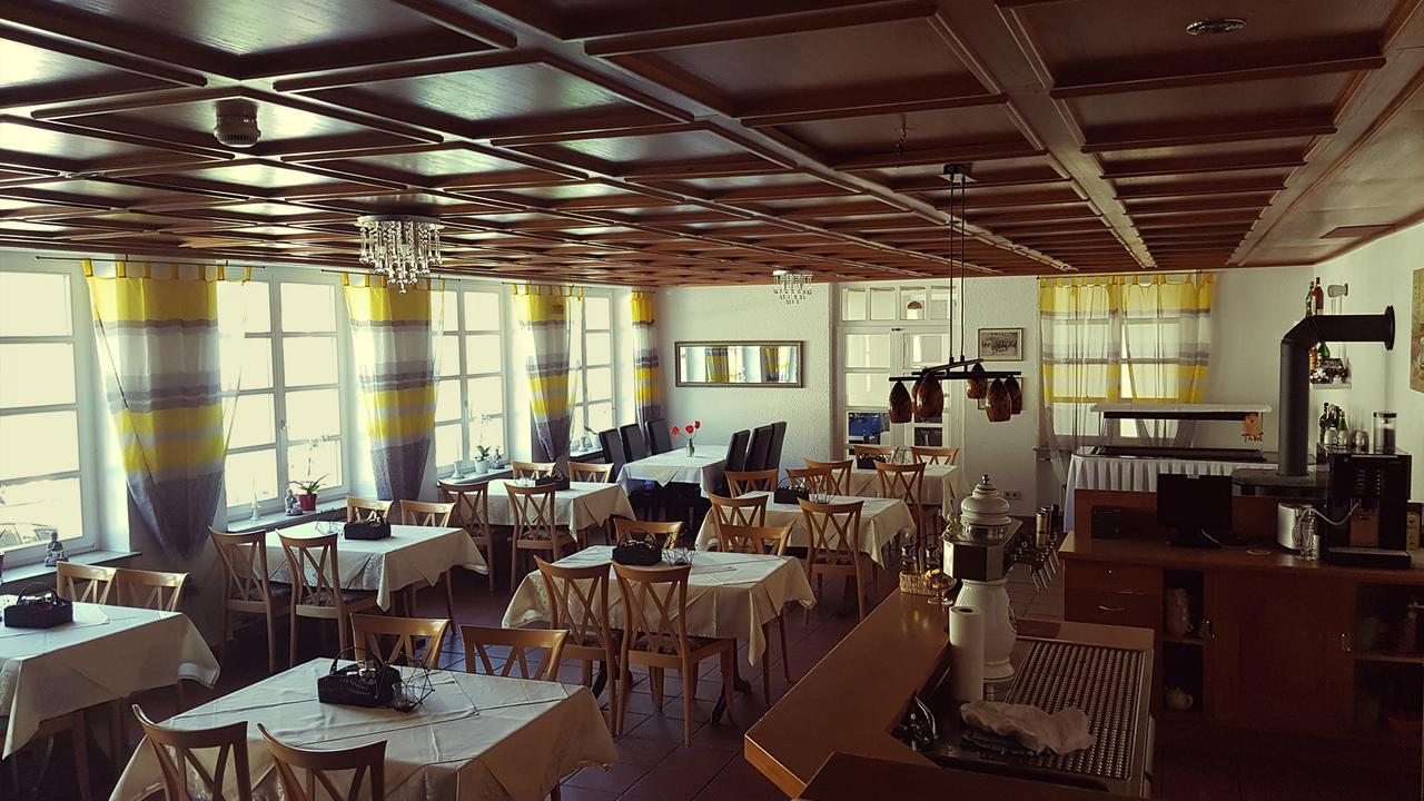 Gut Lauterbad Hotel فرودنستاد المظهر الخارجي الصورة